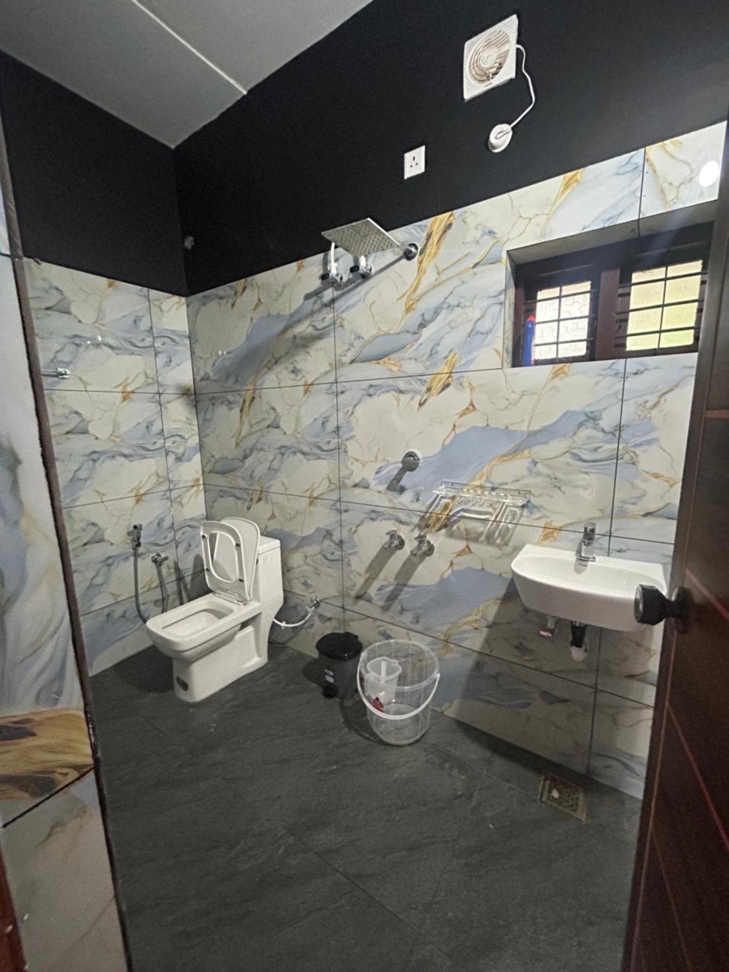 Cozy Nest Apartment Varkala Bagian luar foto
