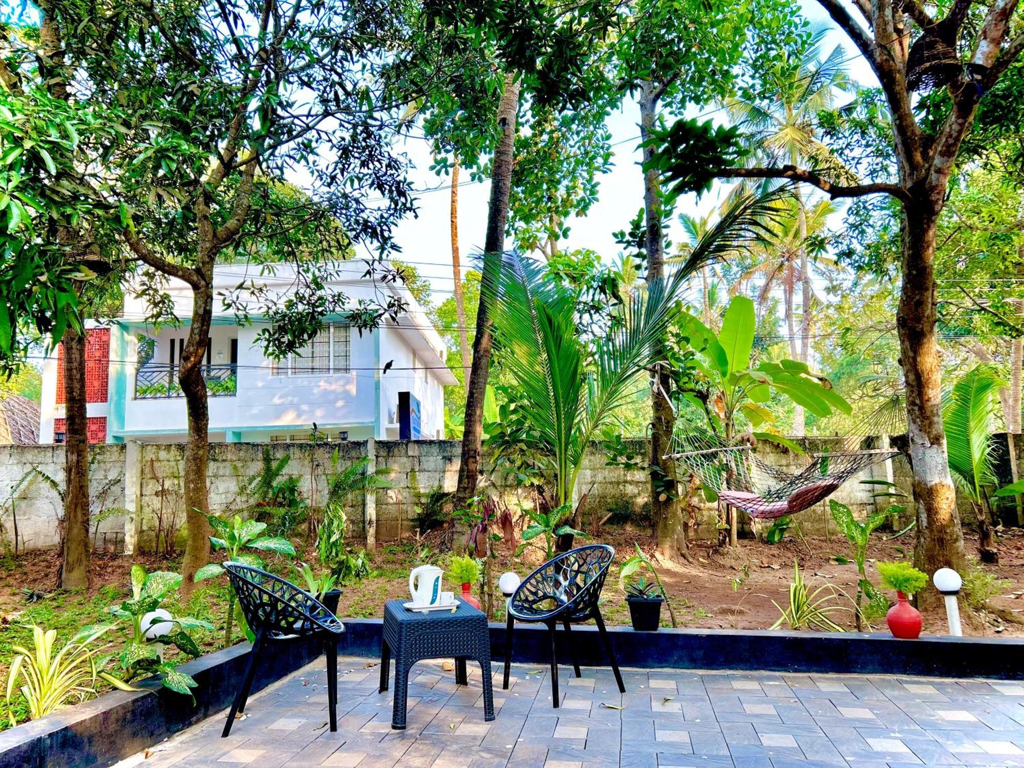 Cozy Nest Apartment Varkala Bagian luar foto